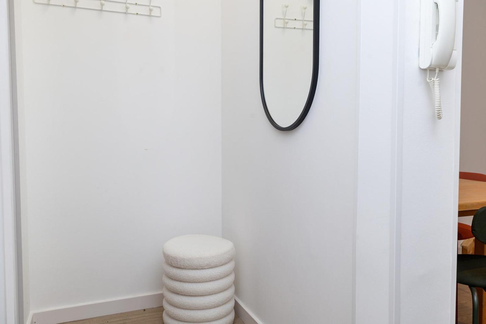 Benedictus Apartment *